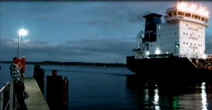 NAIV SEIN UND WISSEN DASS DAS EIN WEG IST